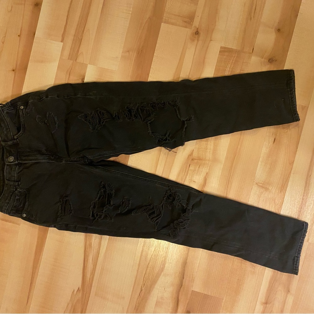 American Eagle ripped jeans